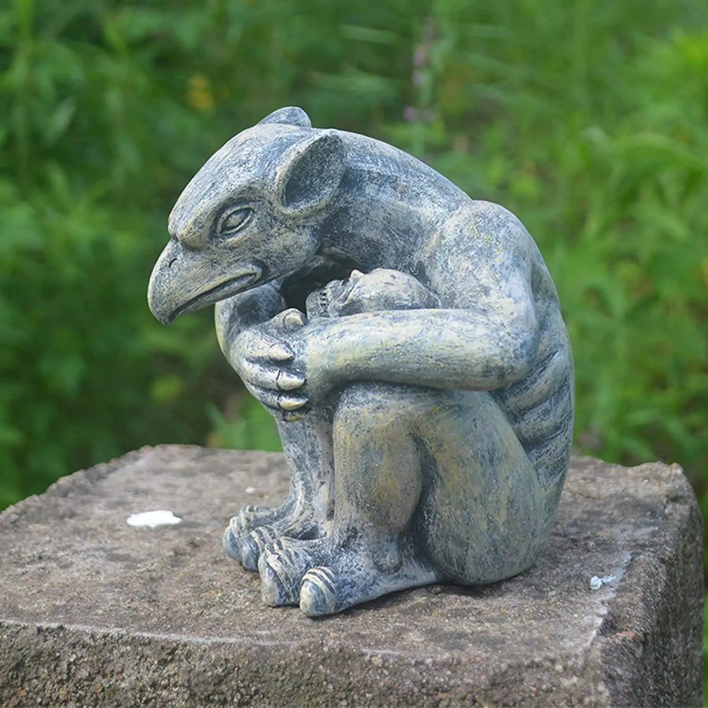 Gargoyle Gothic Decor Statue for Garden and Home