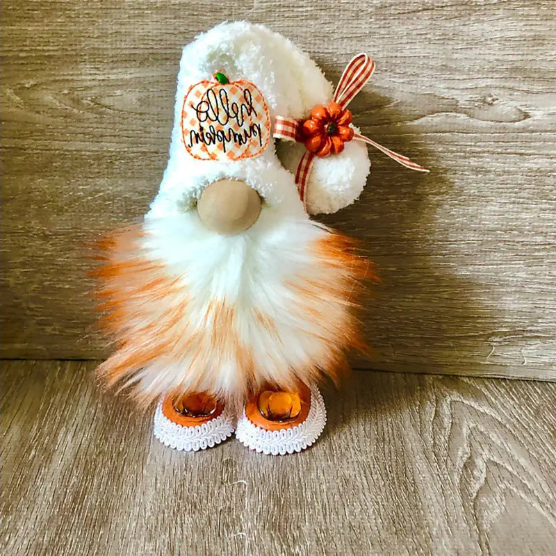 2023 Trending No-Face Doll in Pumpkin Costume Decoration