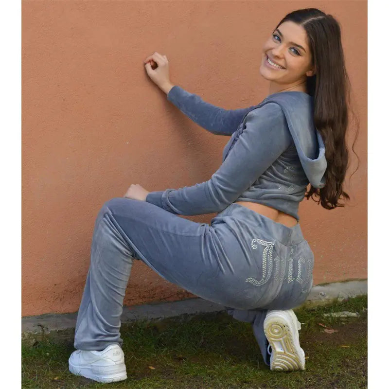 2022 Autumn Winter Fashion Rhinestone Velour Tracksuit