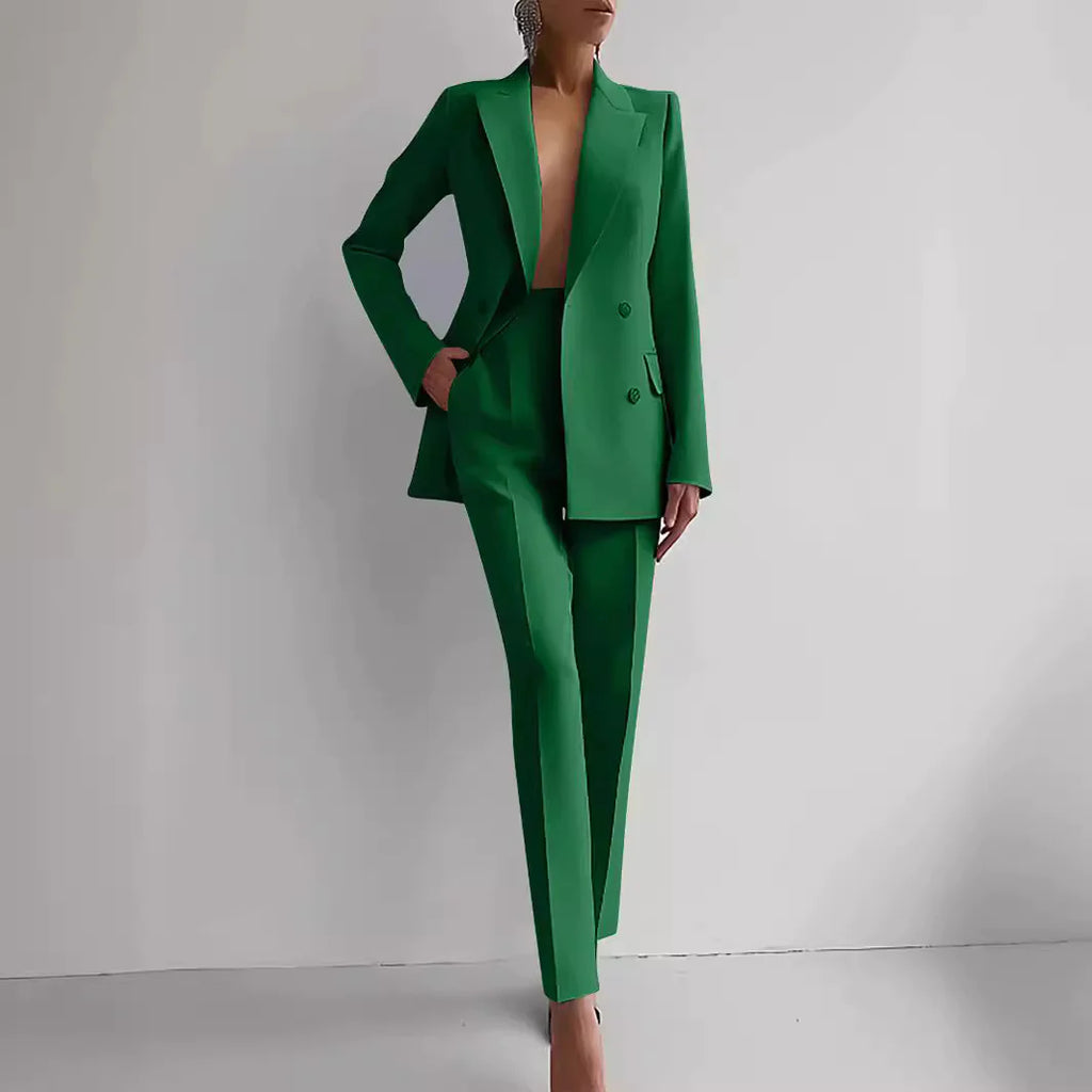 Fashionable Women's Suit