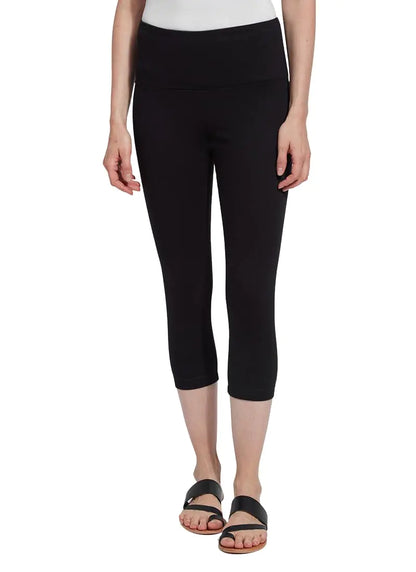 Lyssé Denim Capri Leggings - Women Jeggings Stretch Jeans for Women Capris for Women with Concealed Waistband and Soft Stretch Fabric |Black| Large