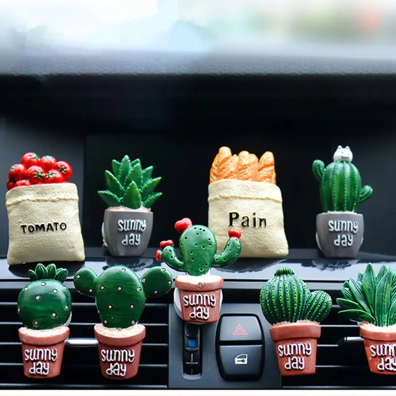 Car Air Vent Perfume Clip with 3D Cartoon Design
