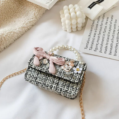Girl's Pearl Handbag