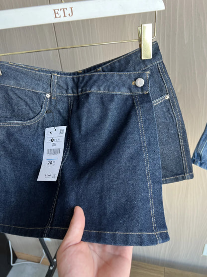 Denim suit 2025 New Hottie Style women sexy V-neck loose version short denim top asymmetrical culottes