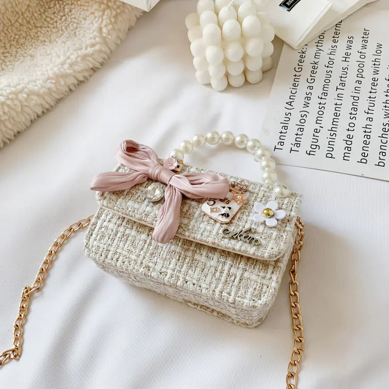Girl's Pearl Handbag