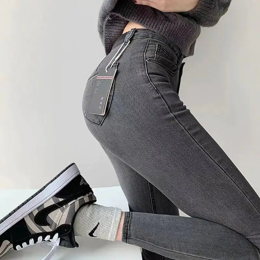 High-Waisted Stretch Jeans for Women