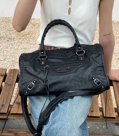 Body Shoulder Bag