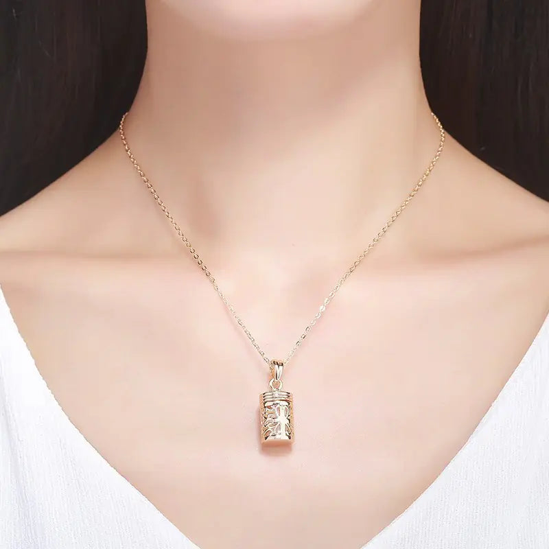 Fashion Creative Vintage Perfume Bottle Necklace