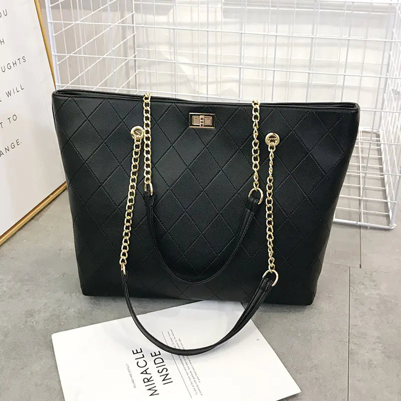 Chain Shoulder Handbag