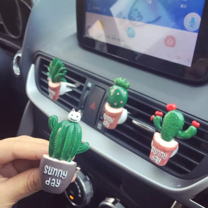 Car Air Vent Perfume Clip with 3D Cartoon Design