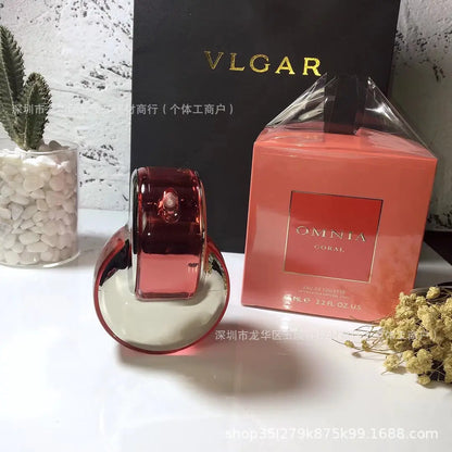 Vietnamese Gem Perfume with Lasting Freshness and Energy