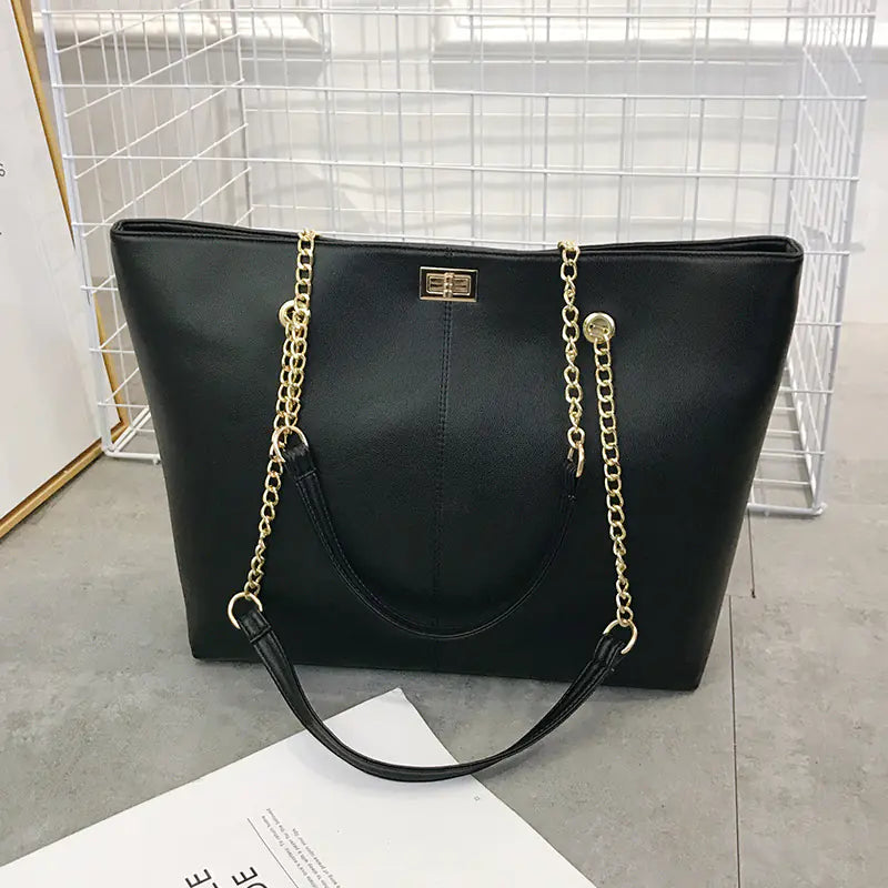 Chain Shoulder Handbag