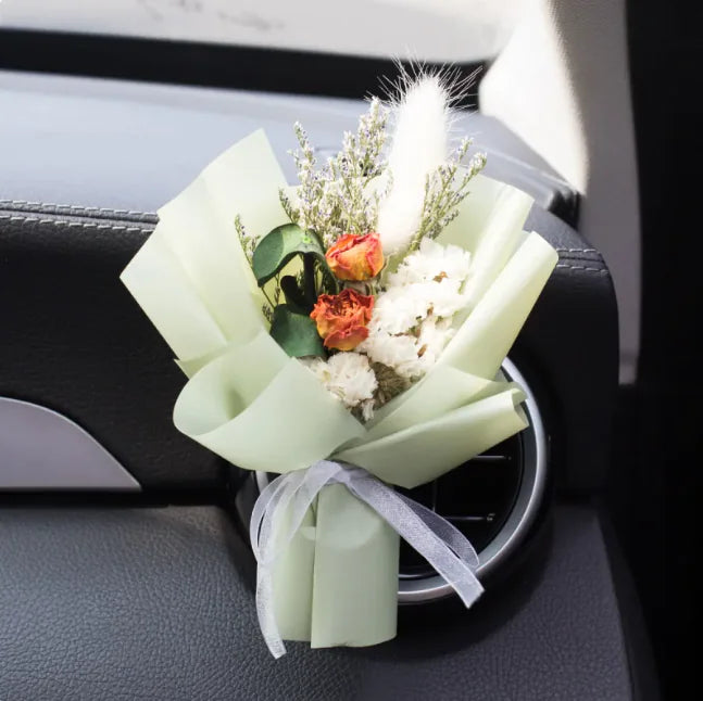Car Vent Aromatherapy Perfume with Handmade Eternal Dried Rose Bouquet