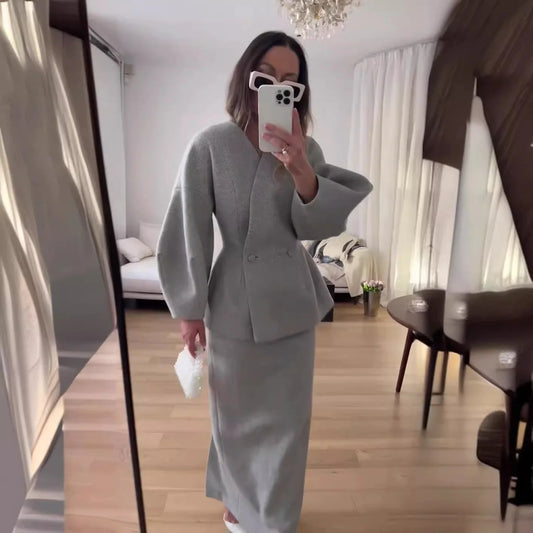 Slim Top and Skirt Elegant Suit